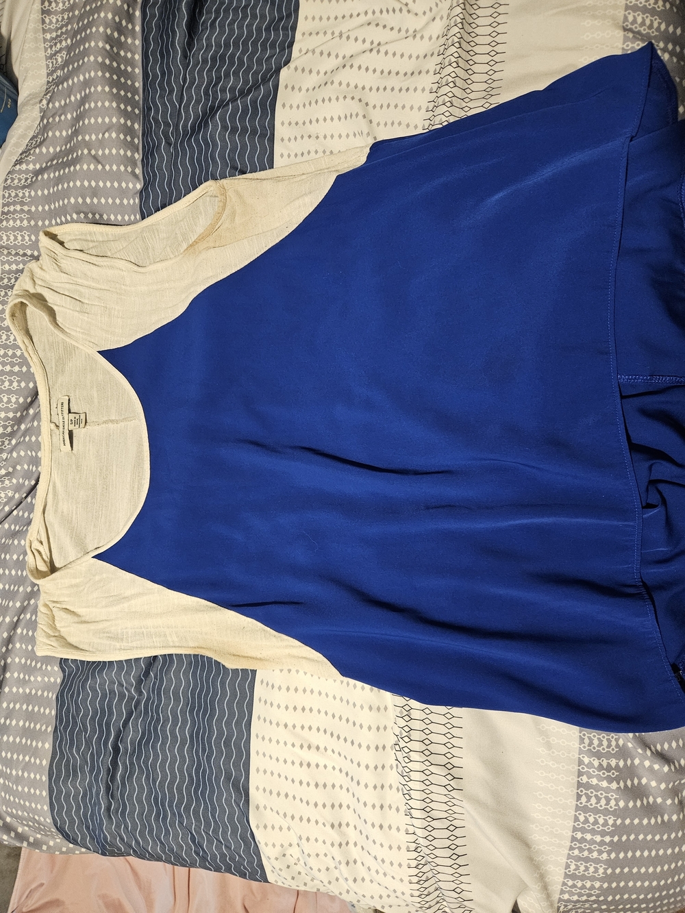 American Eagle Outfitters Blue and Cream Colorblock Scoop Neck Top